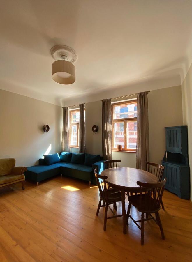 Rakstvezu Apartamenti Liepāja Exterior foto